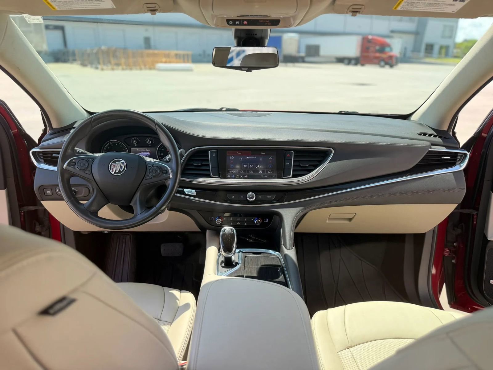 Used 2020 Buick Enclave Essence w/ Sound and Sites Package FWD image 27