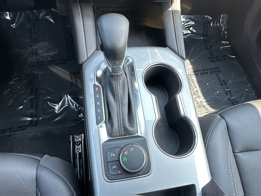 Used 2024 Chevrolet Blazer LT FWD image 17