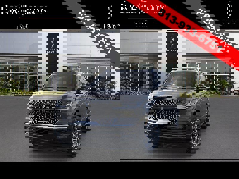 New 2026 Lincoln Navigator L Reserve AWD/4WD image 2