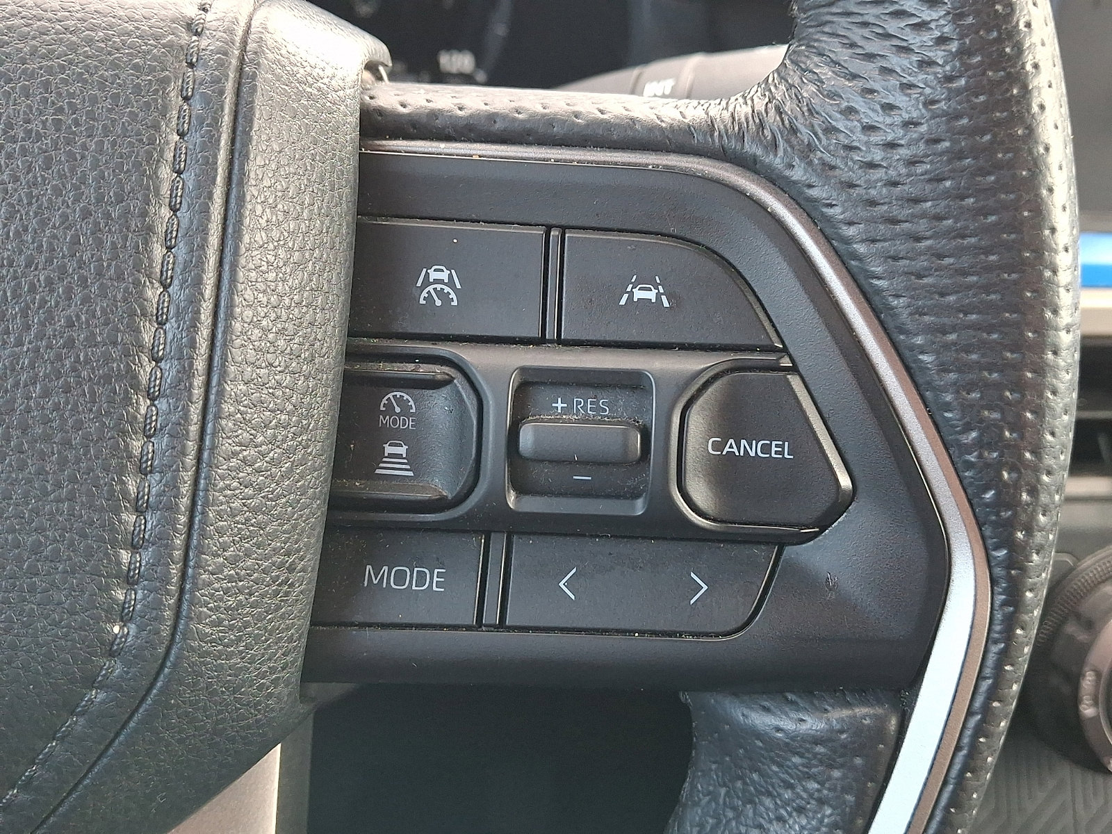Used 2024 Toyota Tacoma TRD Off-Road AWD/4WD image 21