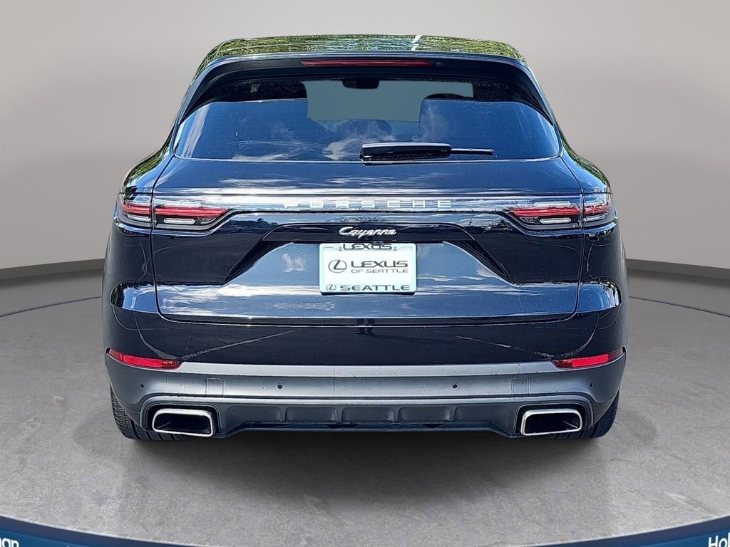 Used 2022 Porsche Cayenne AWD/4WD image 7