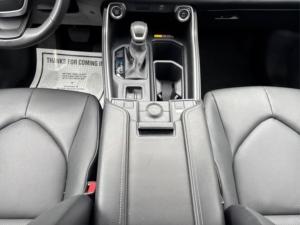 Used 2025 Toyota Grand Highlander XLE image 19