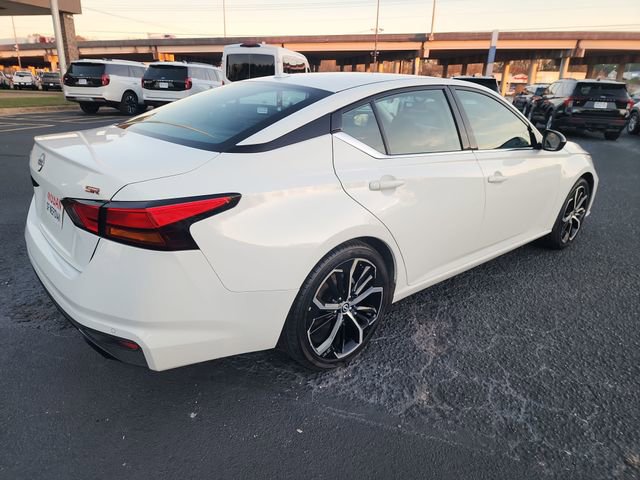 Used 2024 Nissan Altima 2.5 SR image 5
