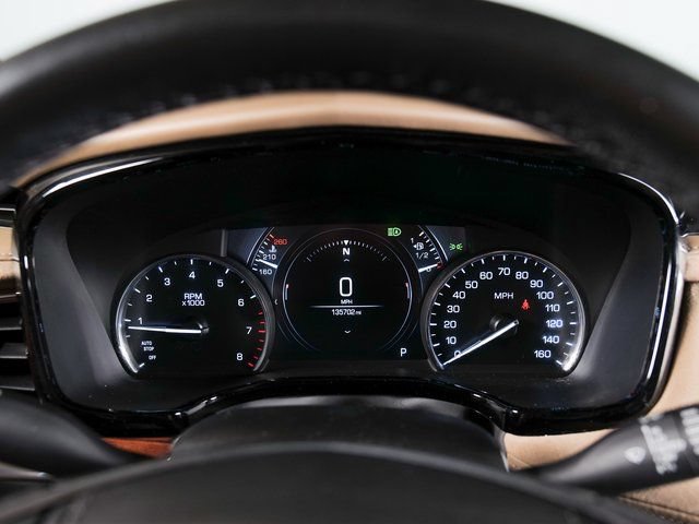 Used 2018 Cadillac XT5 Platinum w/ Driver Assist Package AWD/4WD image 21