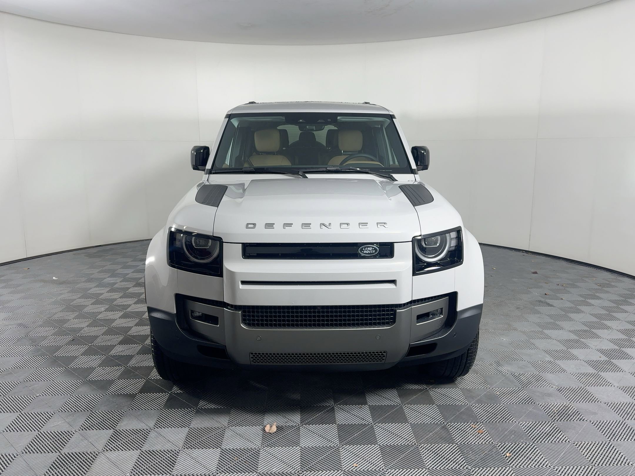 New 2026 Land Rover Defender 130 S image 7