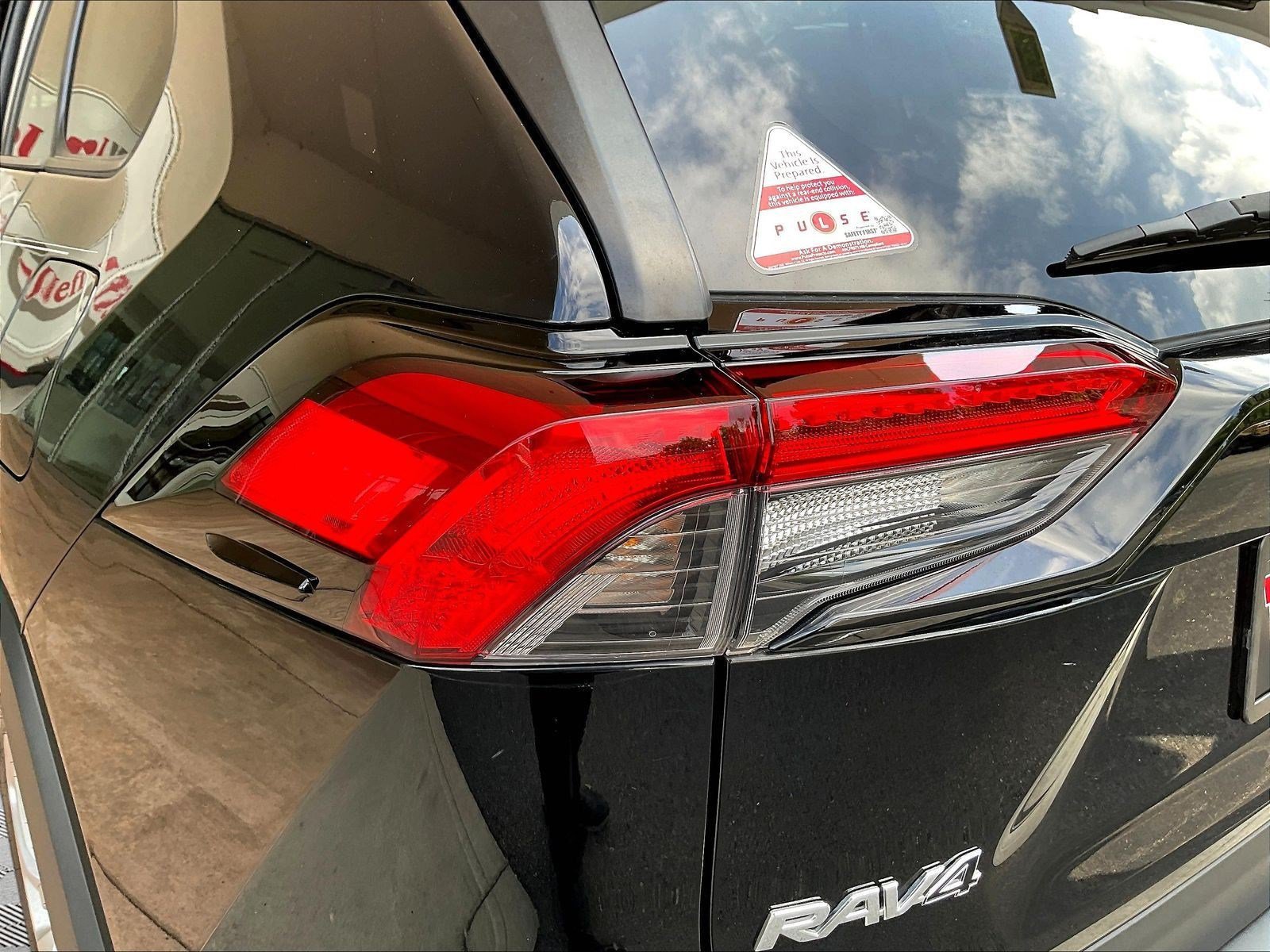 Used 2023 Toyota RAV4 LE FWD image 23