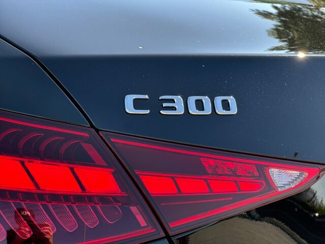 Used 2024 Mercedes-Benz C 300 4MATIC Sedan image 35