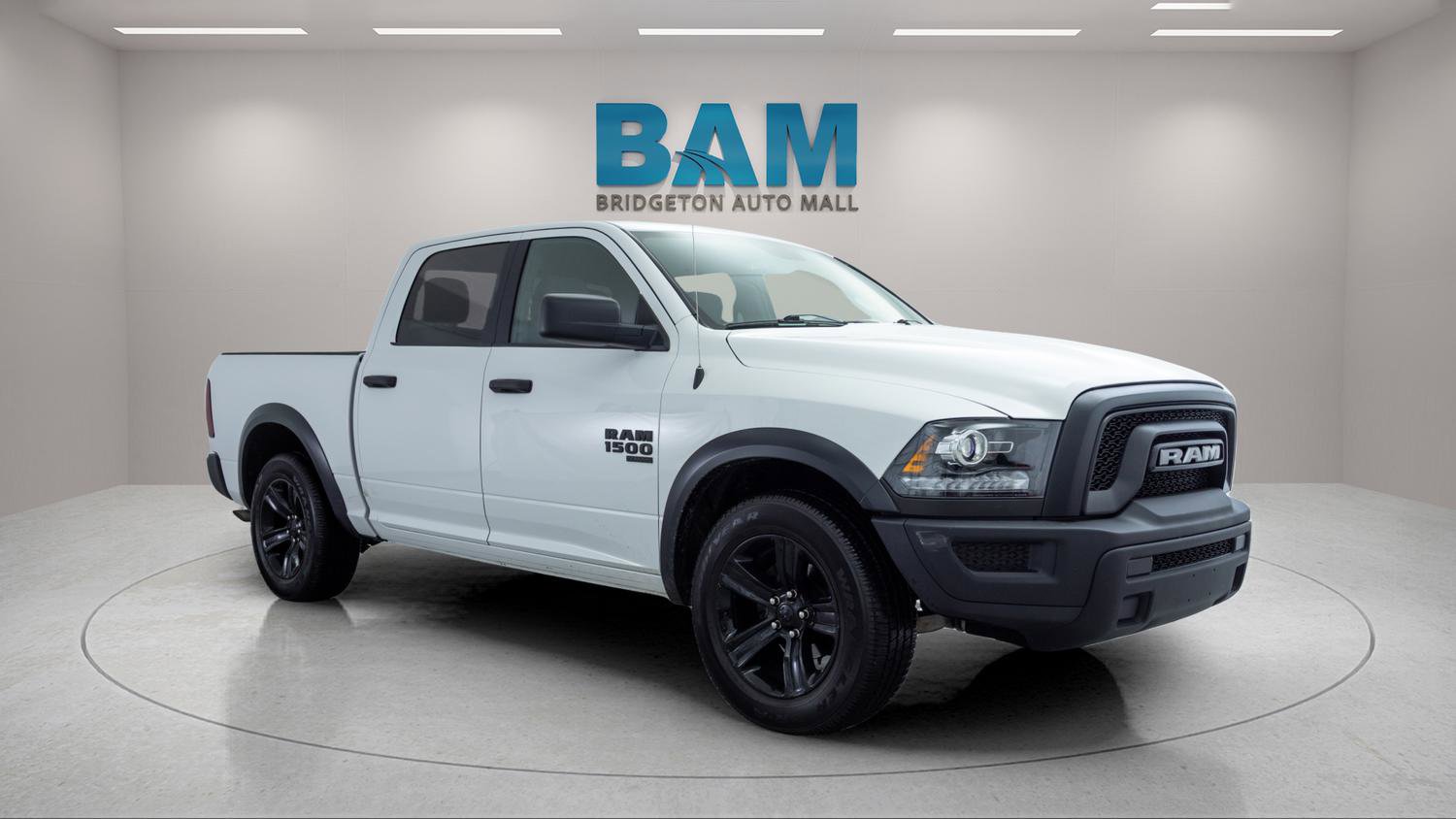 Used 2024 RAM 1500 Classic Warlock RWD image 1