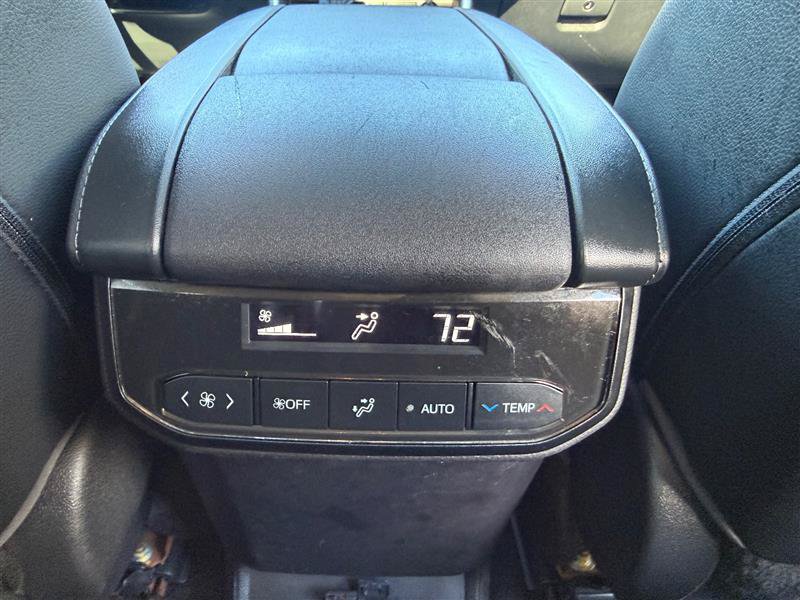 Used 2023 Toyota Highlander XLE FWD image 30