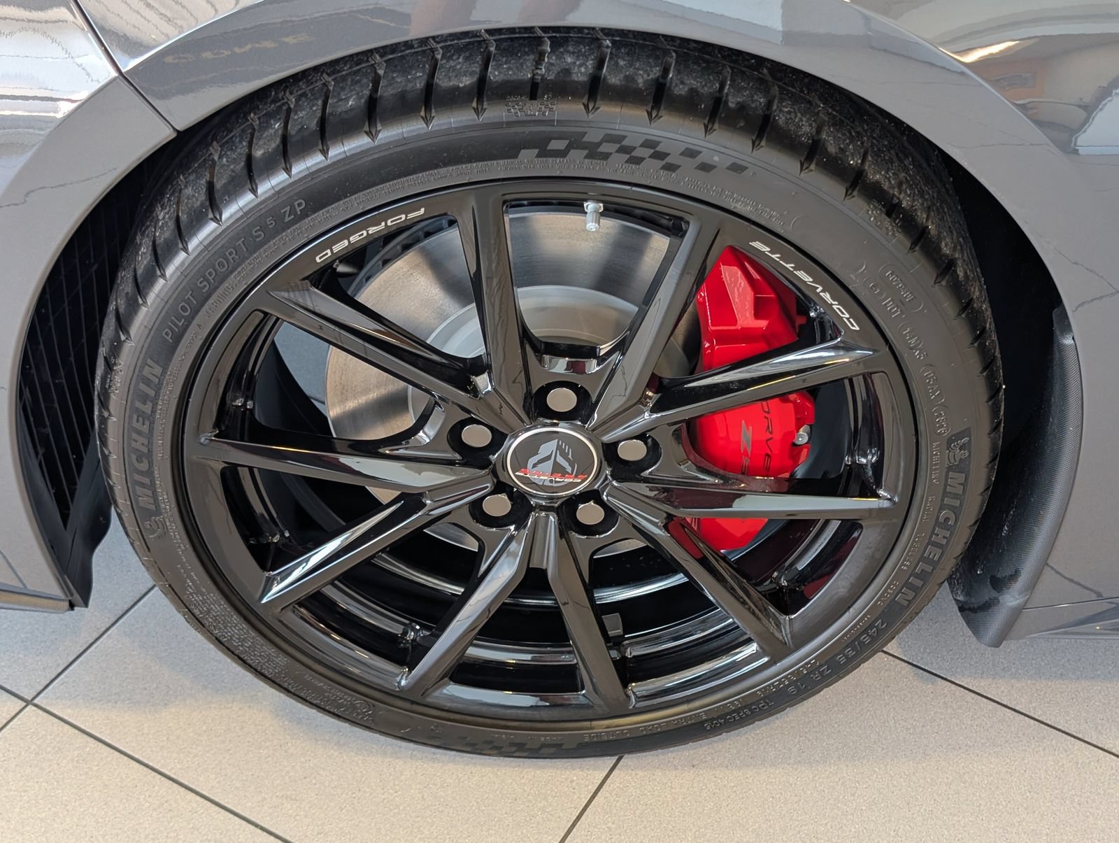 New 2027 Chevrolet Corvette Stingray Convertible w/ Z51 Performance Package RWD image 5