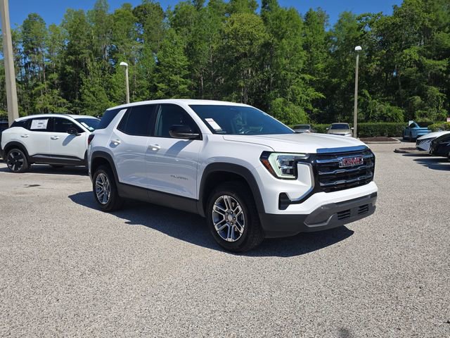 Used 2025 GMC Terrain Elevation AWD/4WD image 2