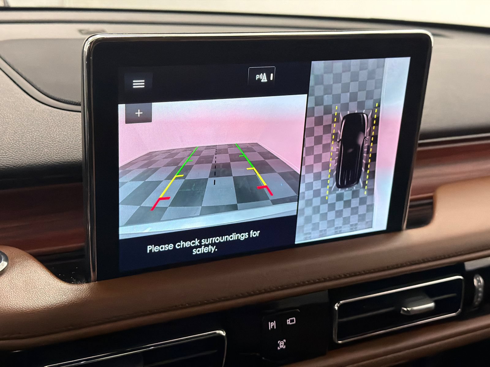 Certified 2023 Lincoln Aviator Grand Touring w/ Equipment Group 301A AWD/4WD image 30