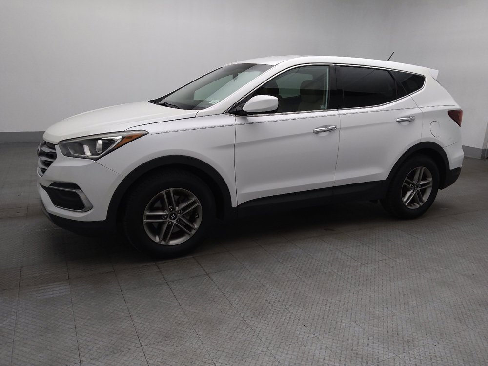 Used 2018 Hyundai Santa Fe Sport FWD image 2