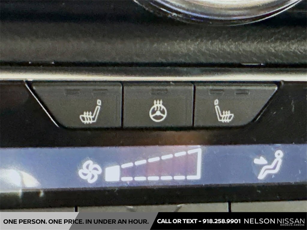 New 2025 Nissan Sentra SR w/ SR Premium Package image 20