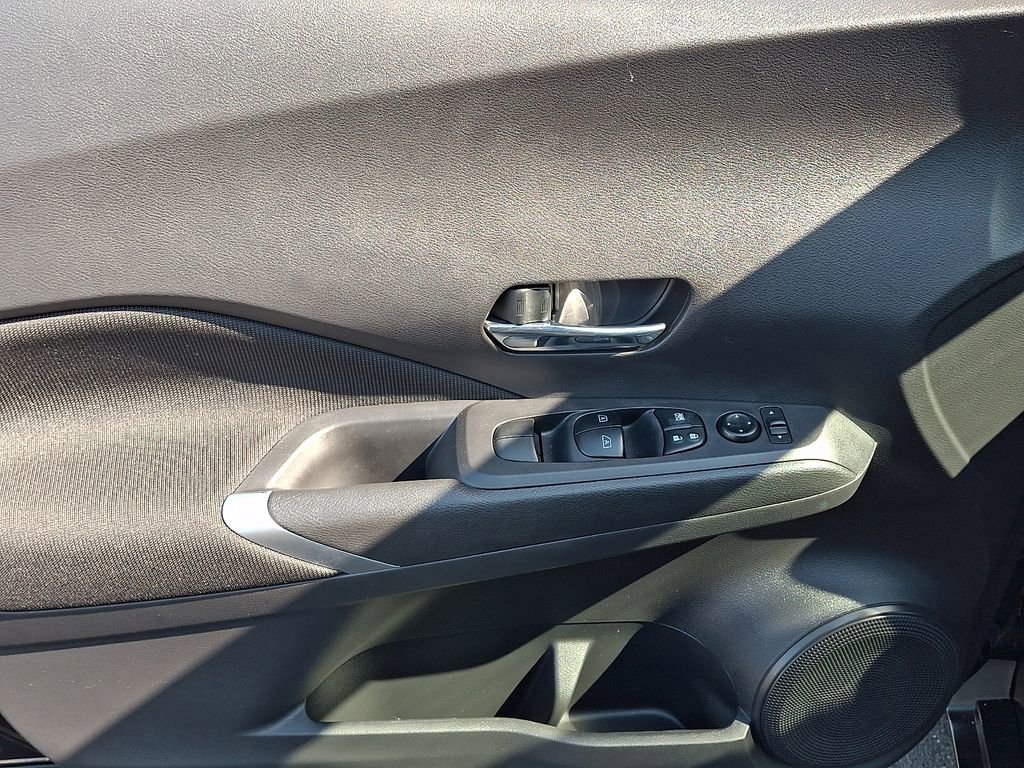 Certified 2023 Nissan Kicks SV FWD image 12