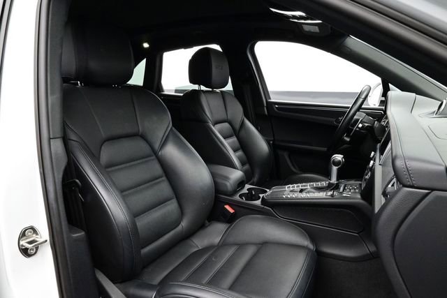 Certified 2021 Porsche Macan GTS AWD/4WD image 18