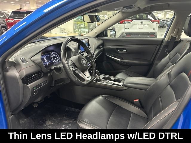 Used 2022 Nissan Sentra SR w/ SR Premium Package FWD image 9