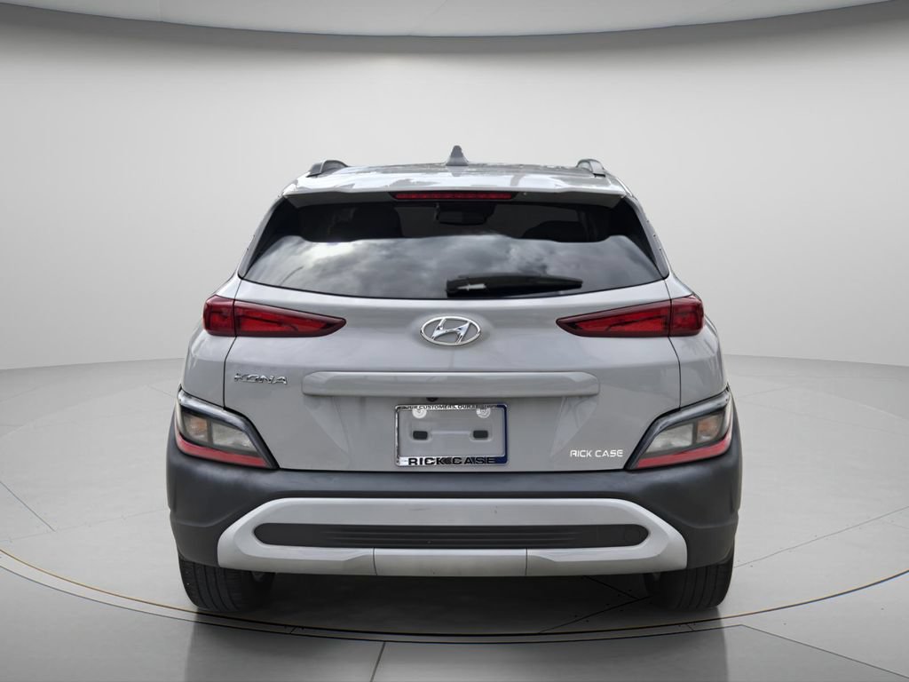 Used 2023 Hyundai Kona SEL FWD image 6