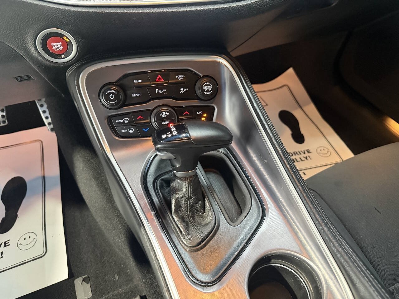 Used 2019 Dodge Challenger R/T w/ Blacktop Package RWD image 26