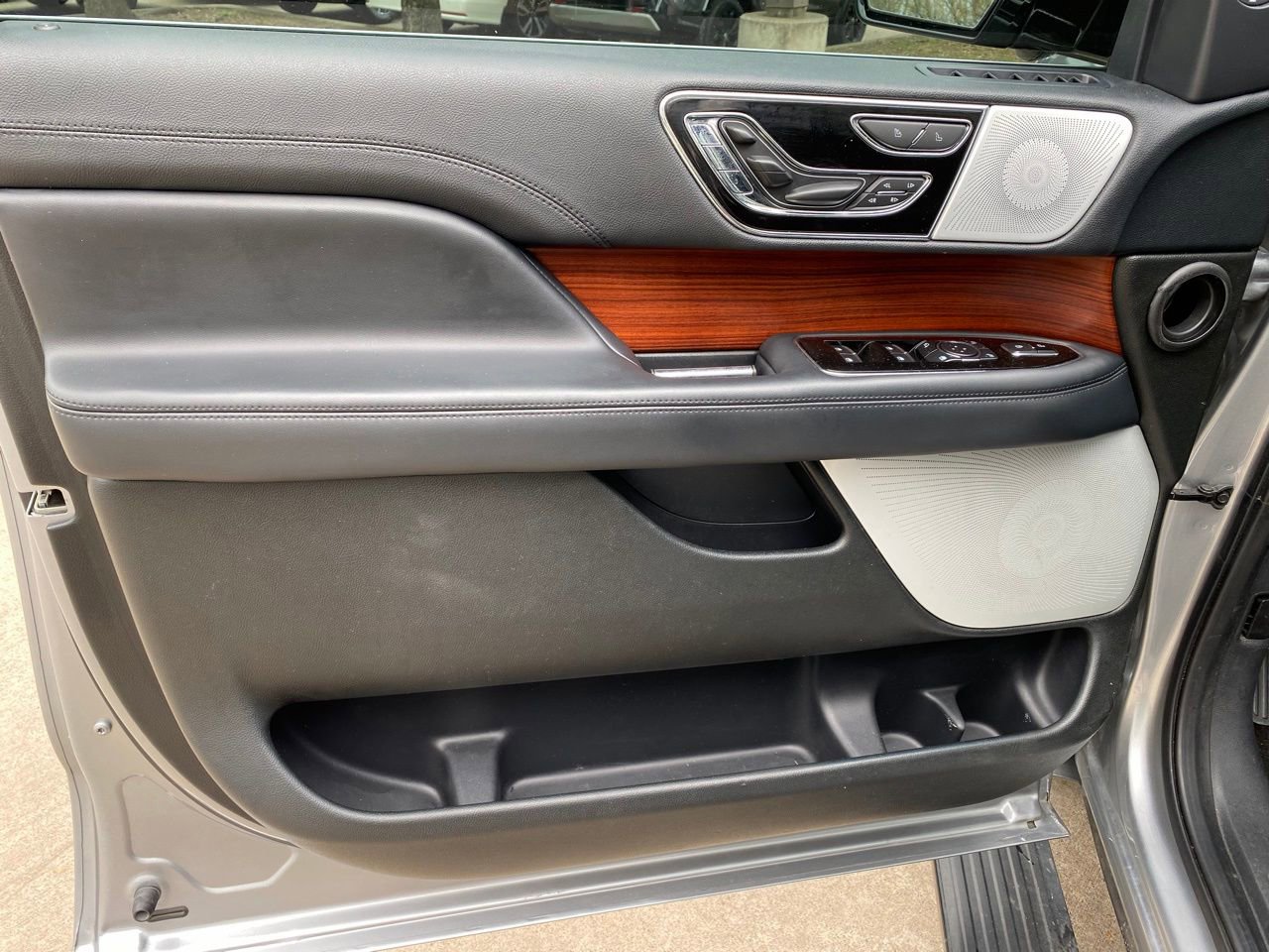 Used 2023 Lincoln Navigator L Reserve image 35