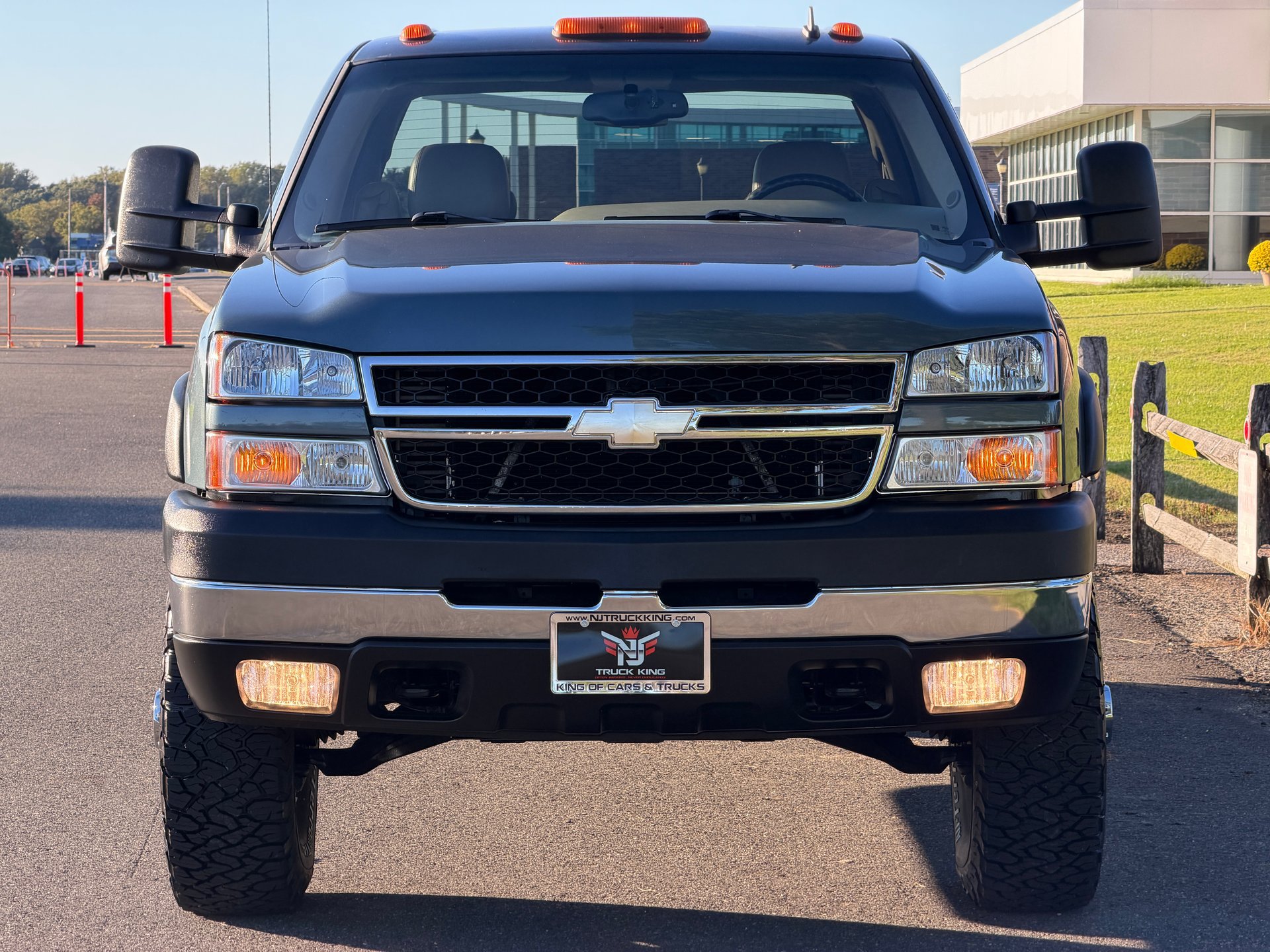 Used 2006 Chevrolet Silverado 3500 LT w/ Heavy-Duty Power Package AWD/4WD image 12