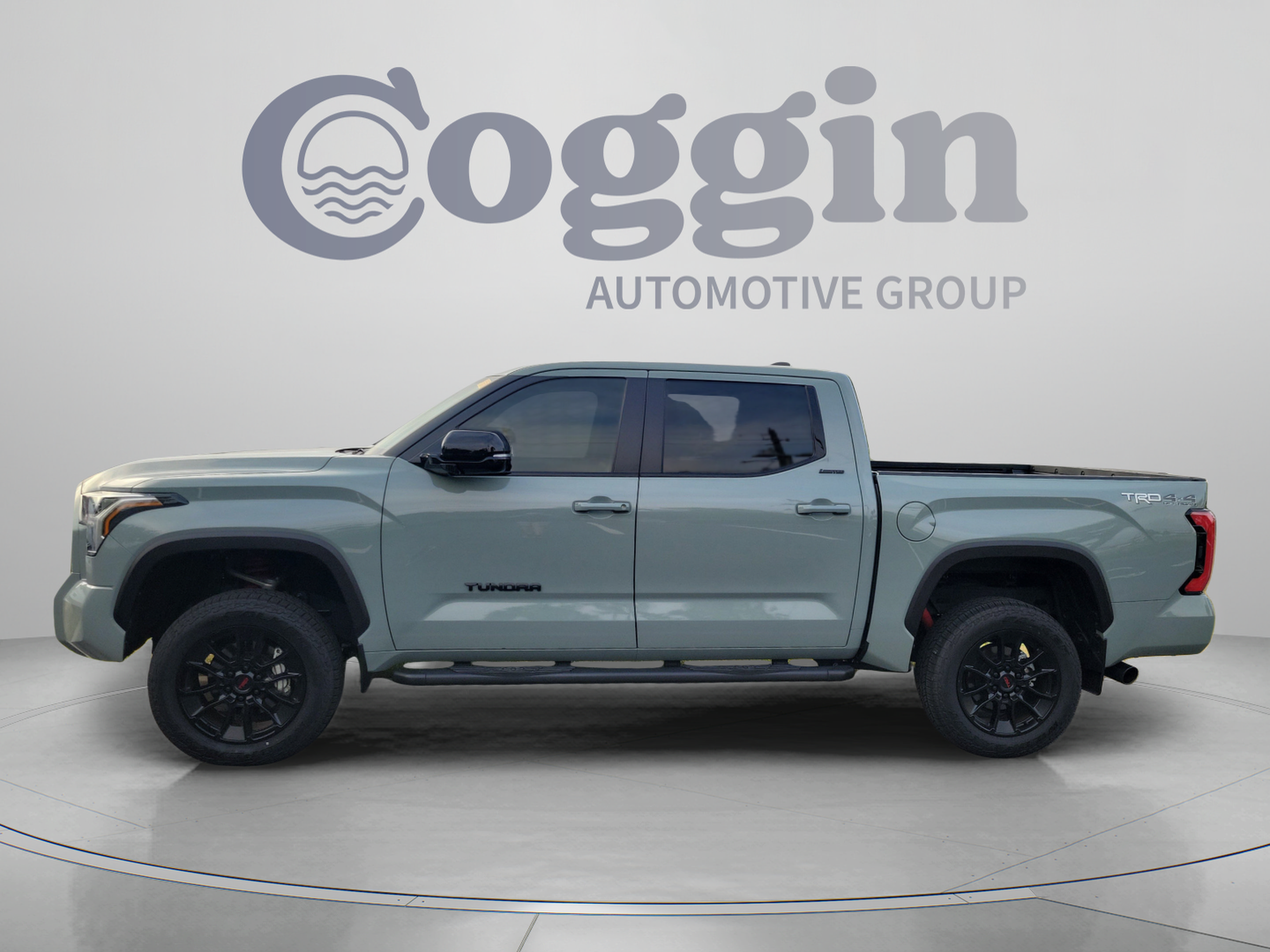 Used 2025 Toyota Tundra Limited w/ TRD Off-Road Package AWD/4WD image 2