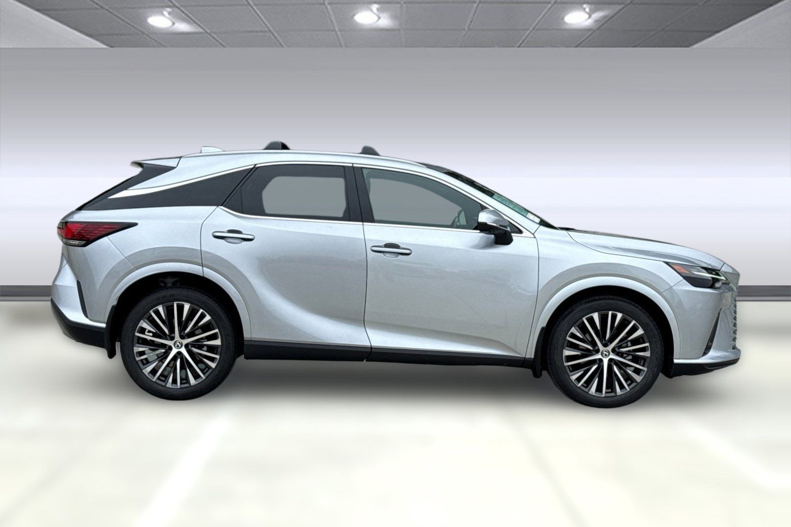 Used 2023 Lexus RX 350 Premium Plus w/ Cold Area Package FWD image 7
