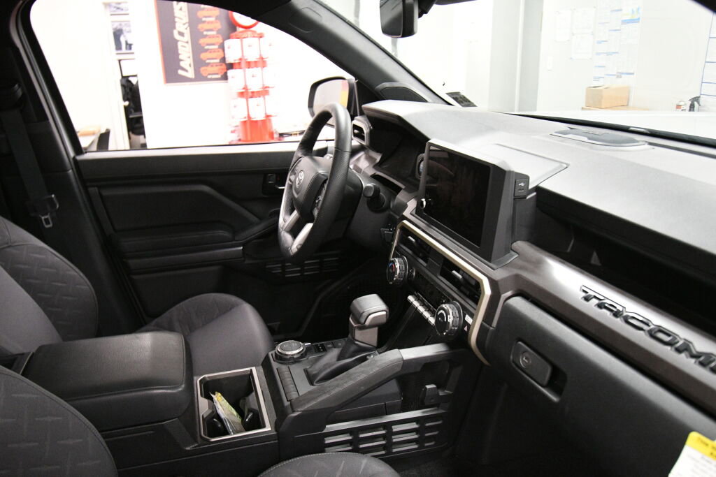 Used 2024 Toyota Tacoma SR5 image 27