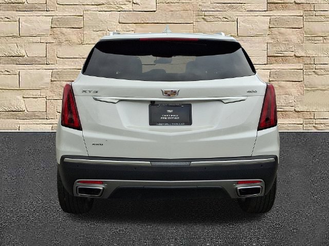 Used 2025 Cadillac XT5 Premium Luxury w/ LPO, Floor Liner Package AWD/4WD image 3