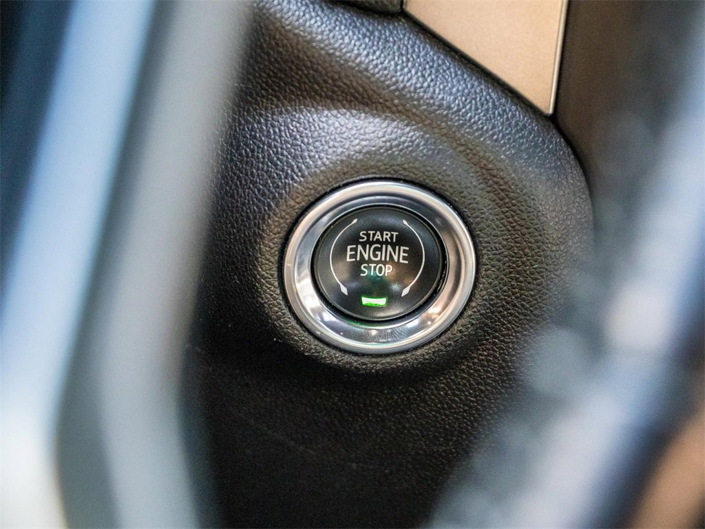 Used 2020 Chevrolet Silverado 1500 LTZ w/ LTZ Texas Edition image 30