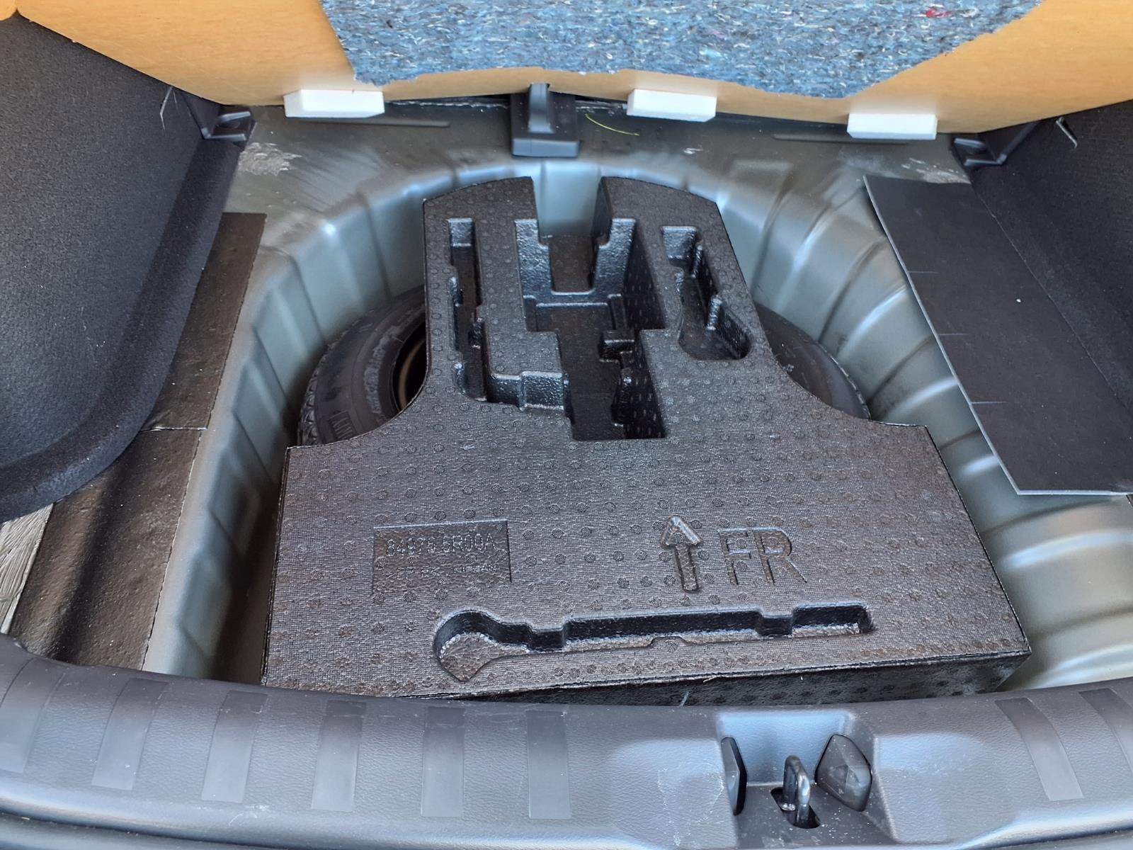 Used 2025 Nissan Kicks Play S image 24