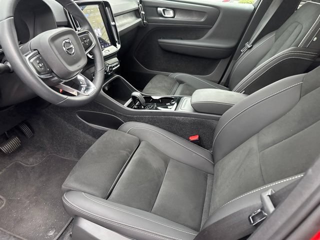 Certified 2023 Volvo C40 P8 Recharge Plus AWD/4WD image 16