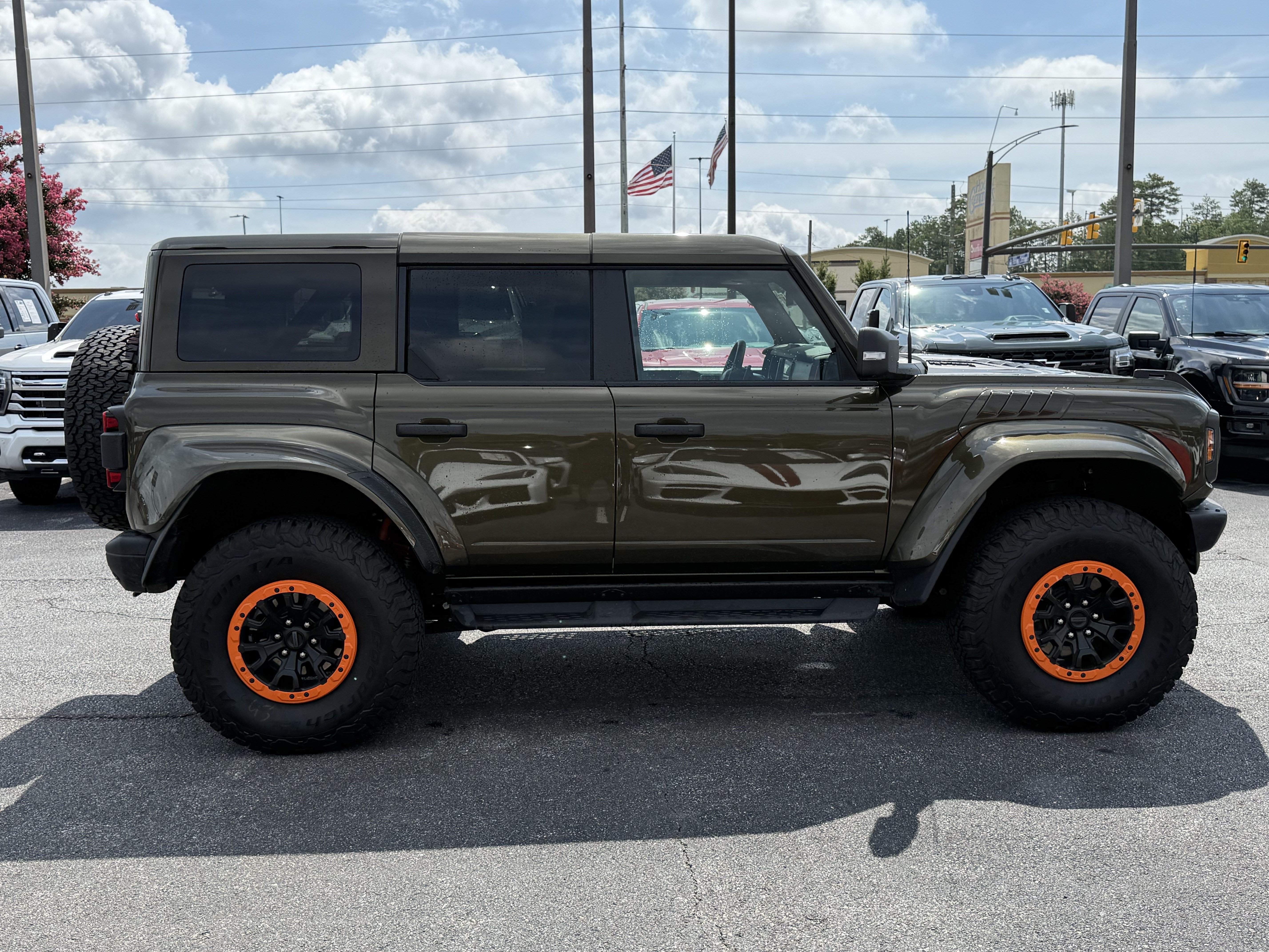 Used 2025 Ford Bronco Raptor AWD/4WD image 12