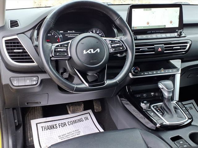 Used 2022 Kia Seltos SX image 12