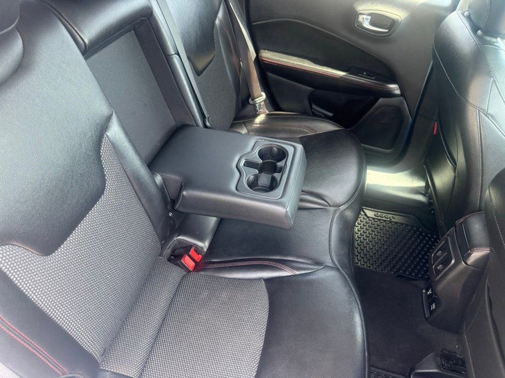 Used 2021 Jeep Compass Trailhawk AWD/4WD image 45