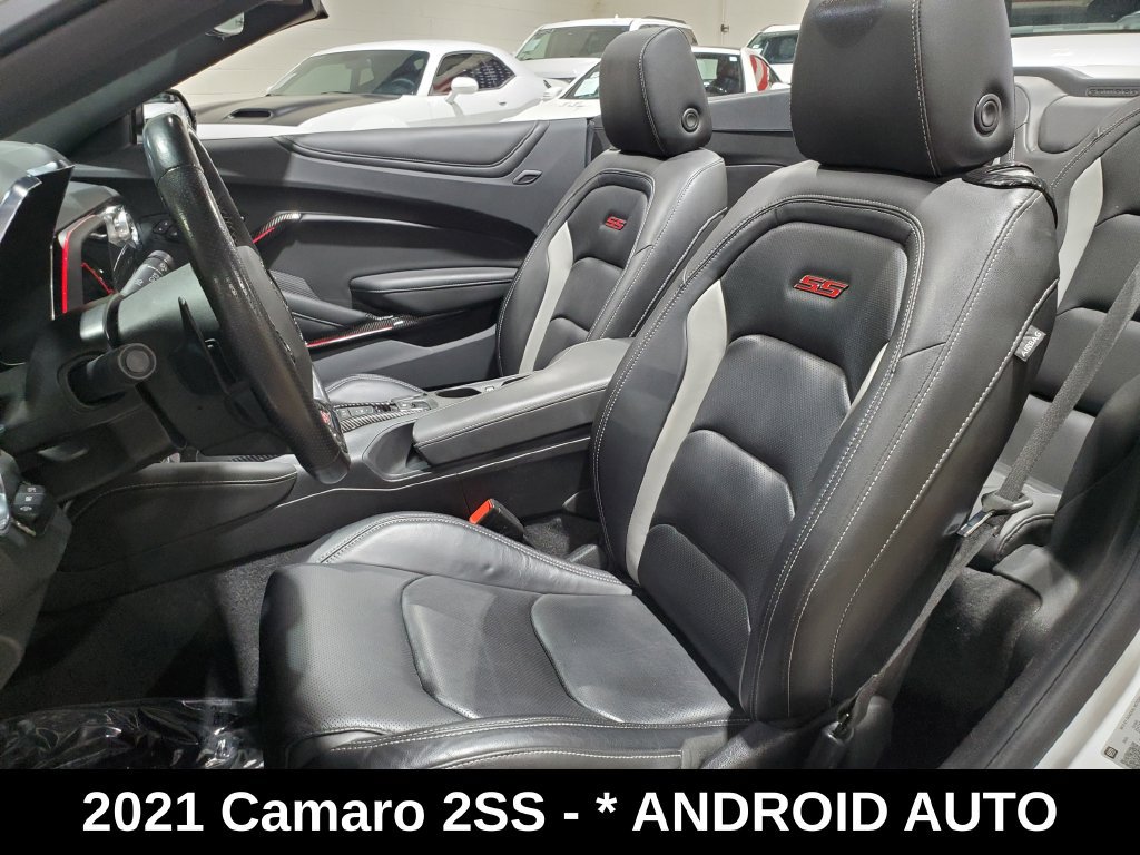 Used 2021 Chevrolet Camaro SS RWD image 6