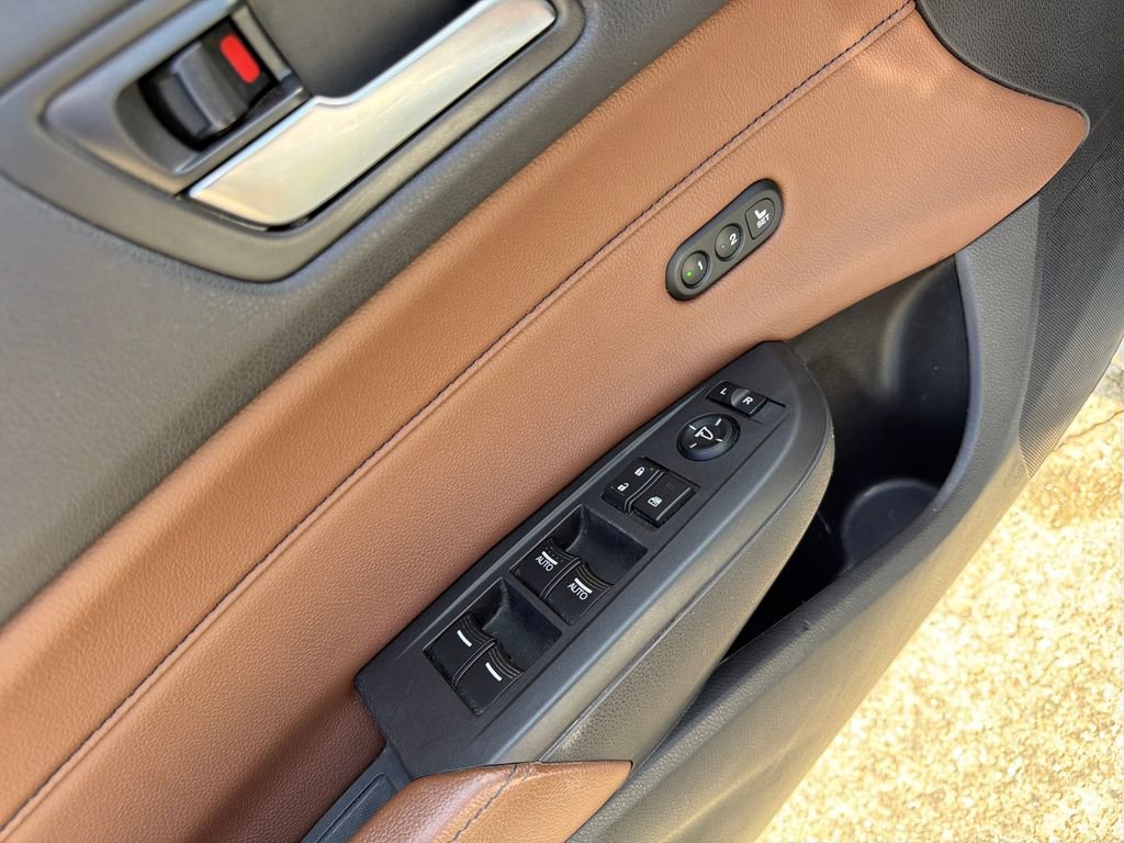 Used 2019 Acura ILX image 11