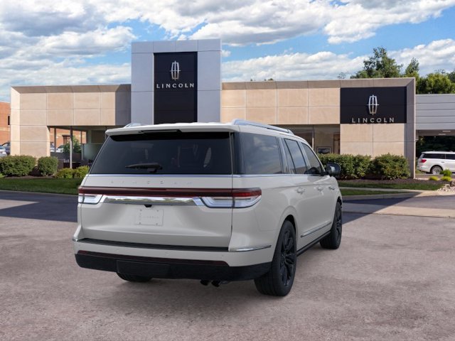 New 2024 Lincoln Navigator L Reserve AWD/4WD image 8