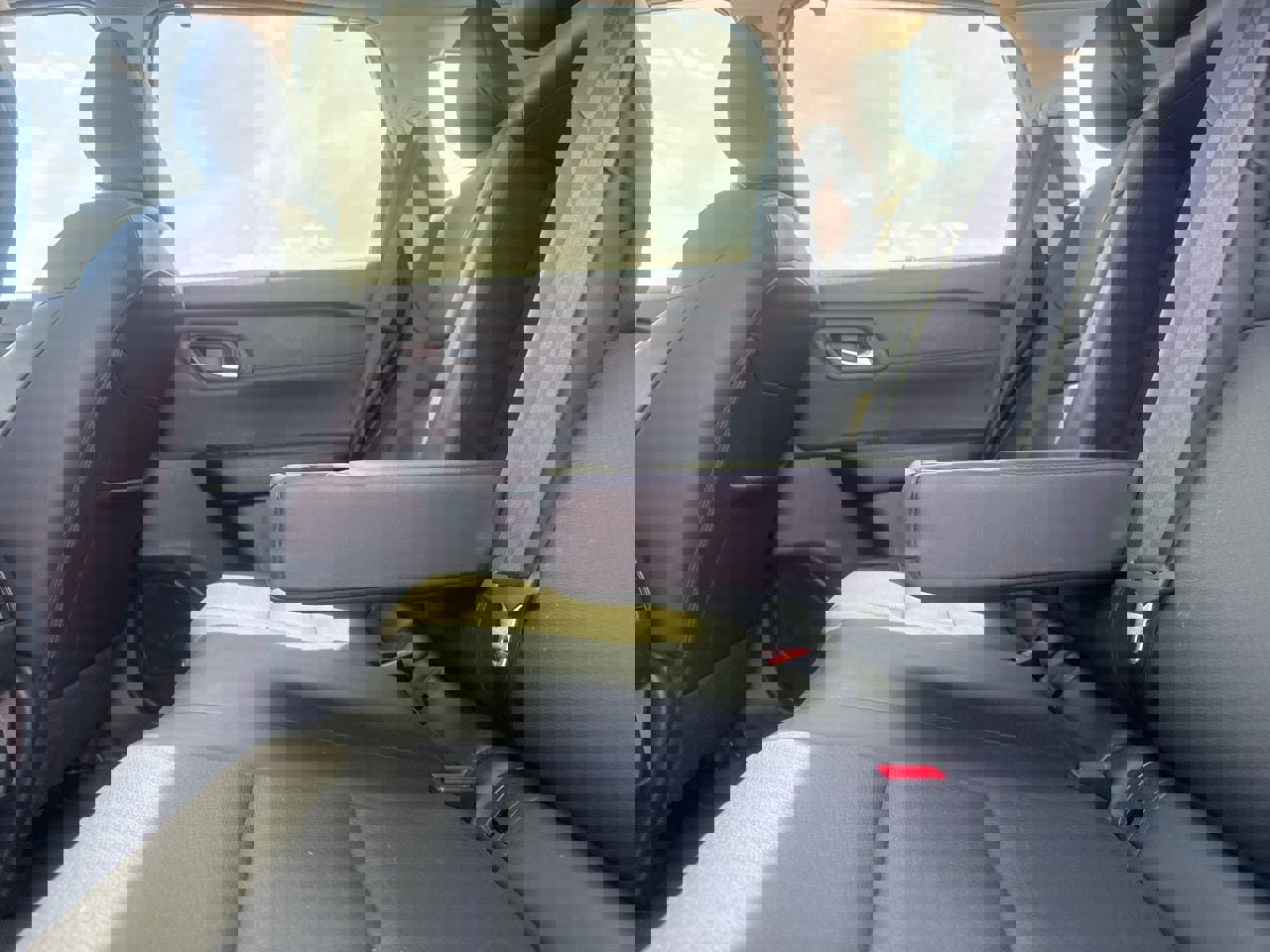 Used 2024 Nissan Rogue SV w/ SV Premium Package image 37