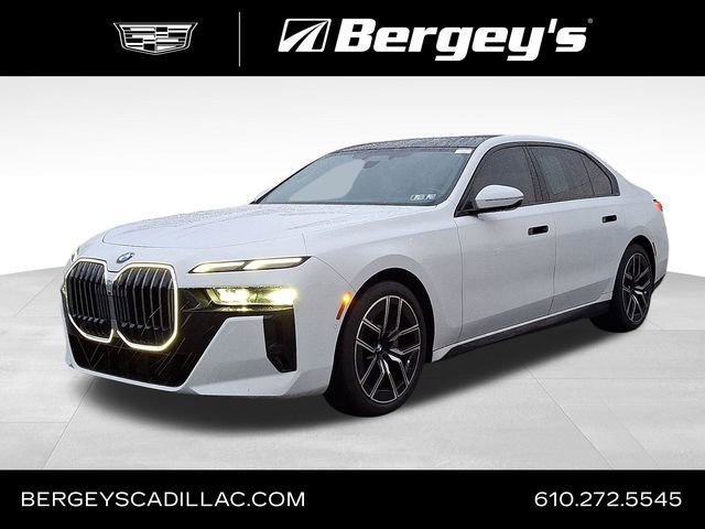 Used 2025 BMW 740i xDrive AWD/4WD image 1