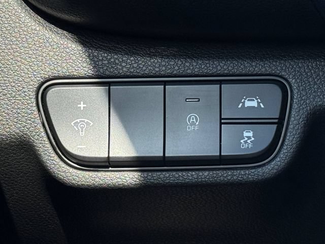 Used 2022 Kia Seltos S FWD image 16