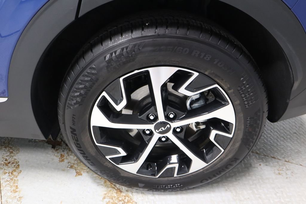 Used 2025 Kia Sportage EX w/ Premium Package image 20