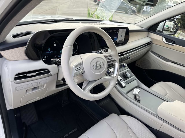 Used 2024 Hyundai Palisade Limited image 14
