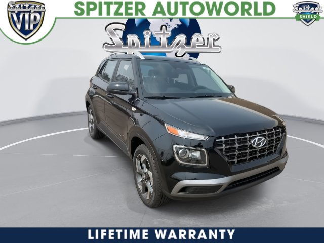 New 2026 Hyundai Venue SEL FWD image 3