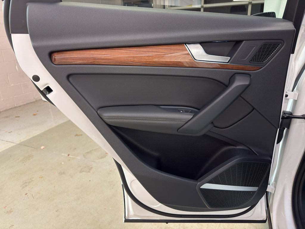 Used 2022 Audi Q5 2.0T Premium Plus image 30