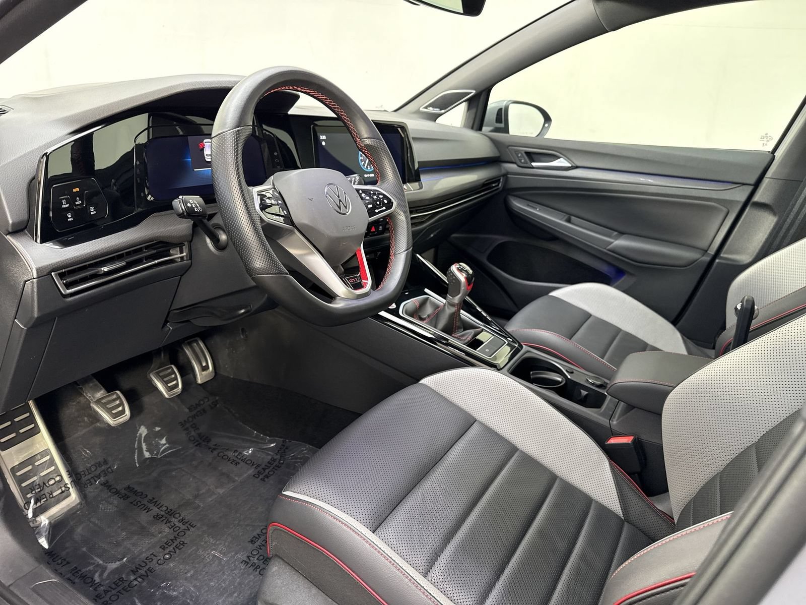 Used 2023 Volkswagen GTI Autobahn FWD image 4