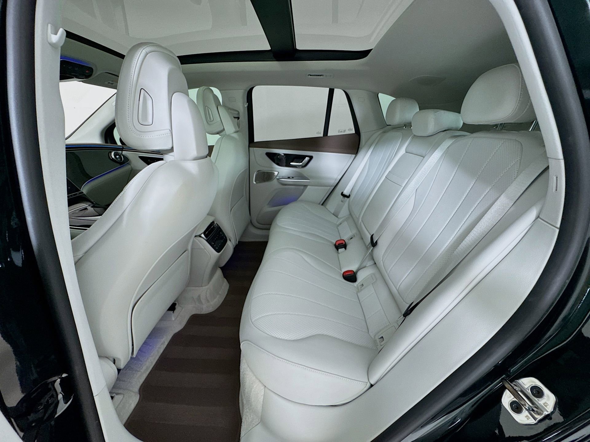 Certified 2023 Mercedes-Benz EQE 350+ SUV image 27