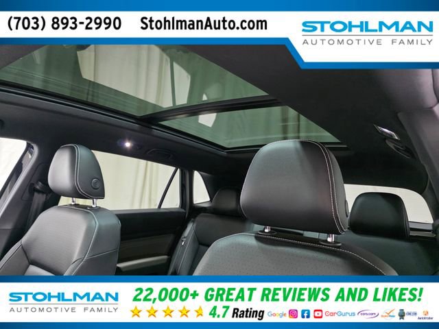Used 2021 Volkswagen Atlas Cross Sport SEL R-Line AWD/4WD image 25
