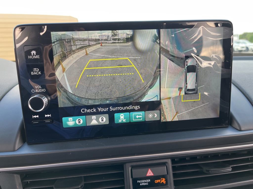 Certified 2025 Honda Pilot Black Edition image 25