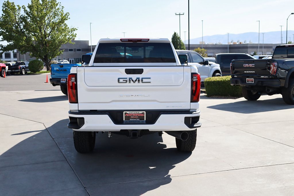 Used 2024 GMC Sierra 3500 Denali Ultimate image 5